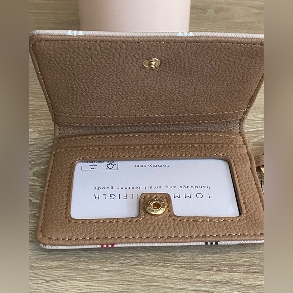 NWT Tommy Hilfiger Logo Card/Key Wallet in tan with Navy, White and Red logo. - Picture 4 of 4